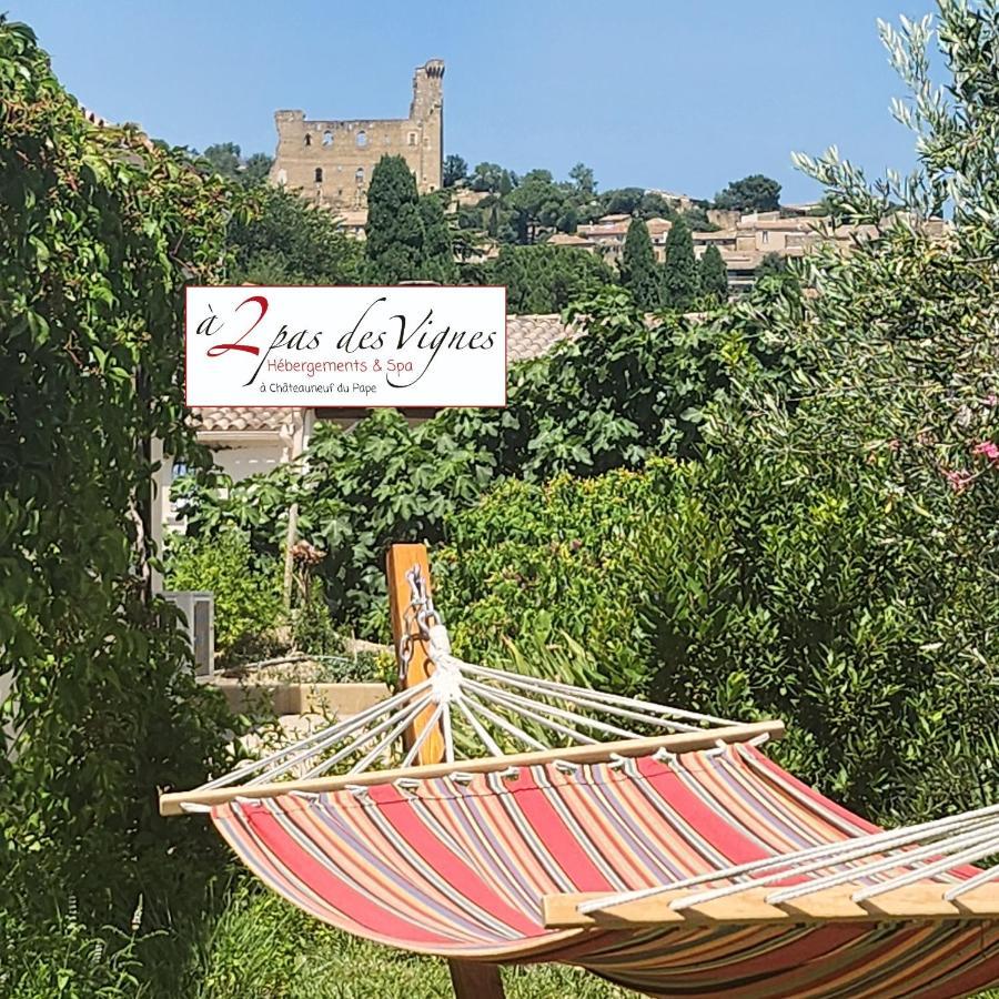 A 2 Pas Des Vignes, Hebergements Et Spa, Maison Numero 6, A Chateauneuf Du Pape Exterior foto